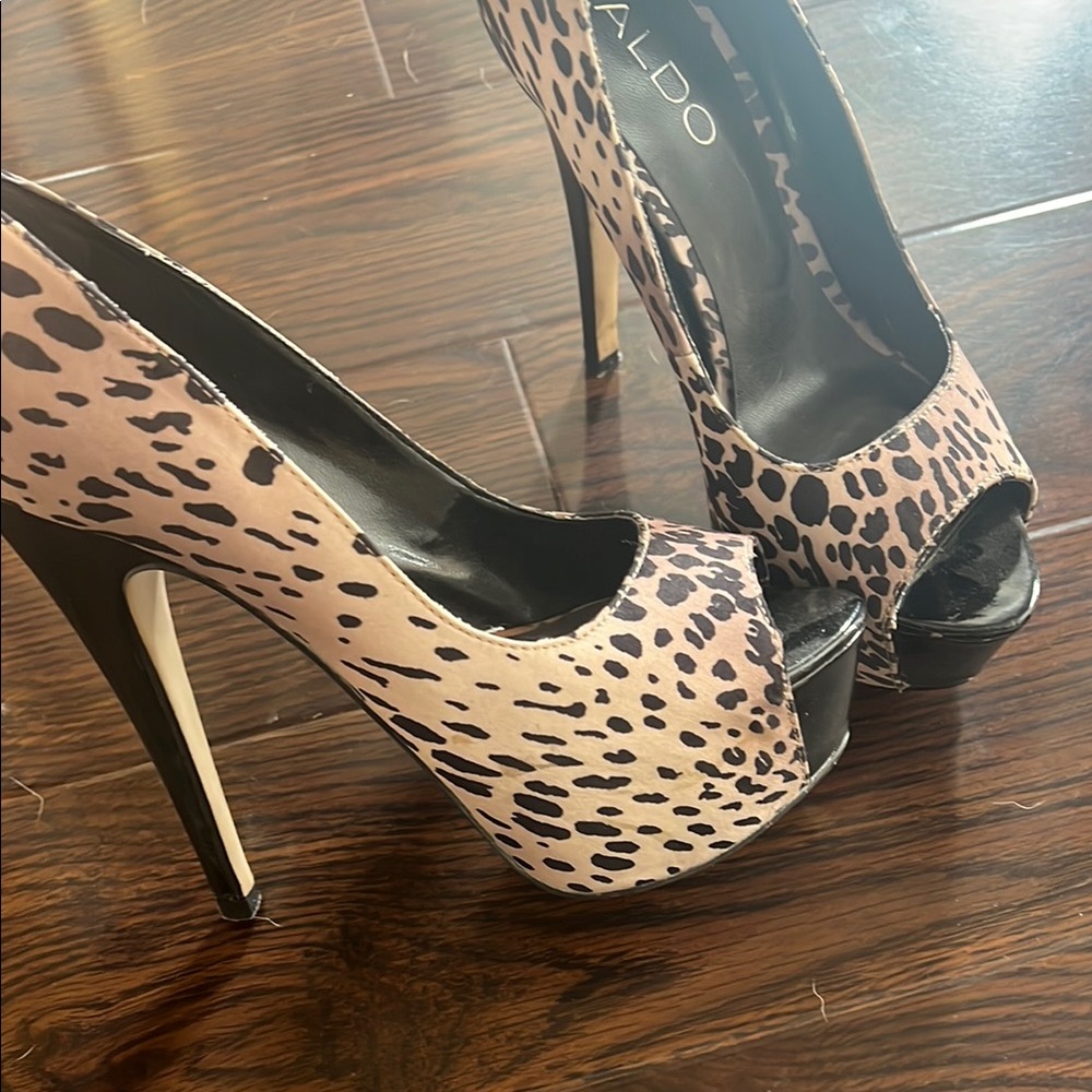 Aldo Tan and Black Elegant Stiletto Heels